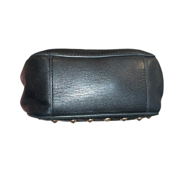 Stylish Black Studded Shoulder Bag - Picture 3 of 8